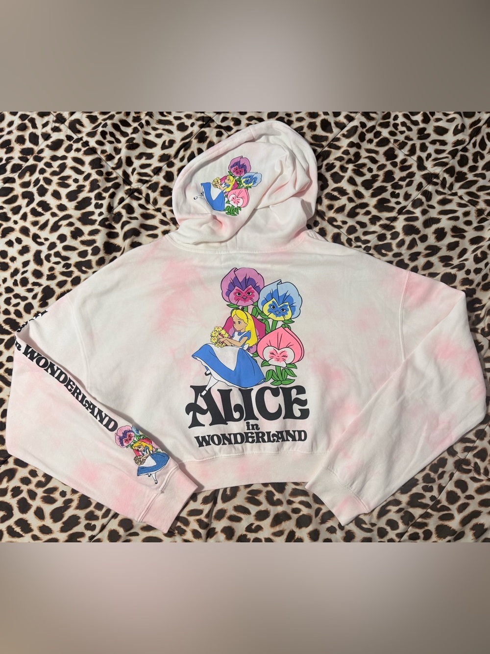 💕Disney Alice & Wonderland Cropped Hoodie💕